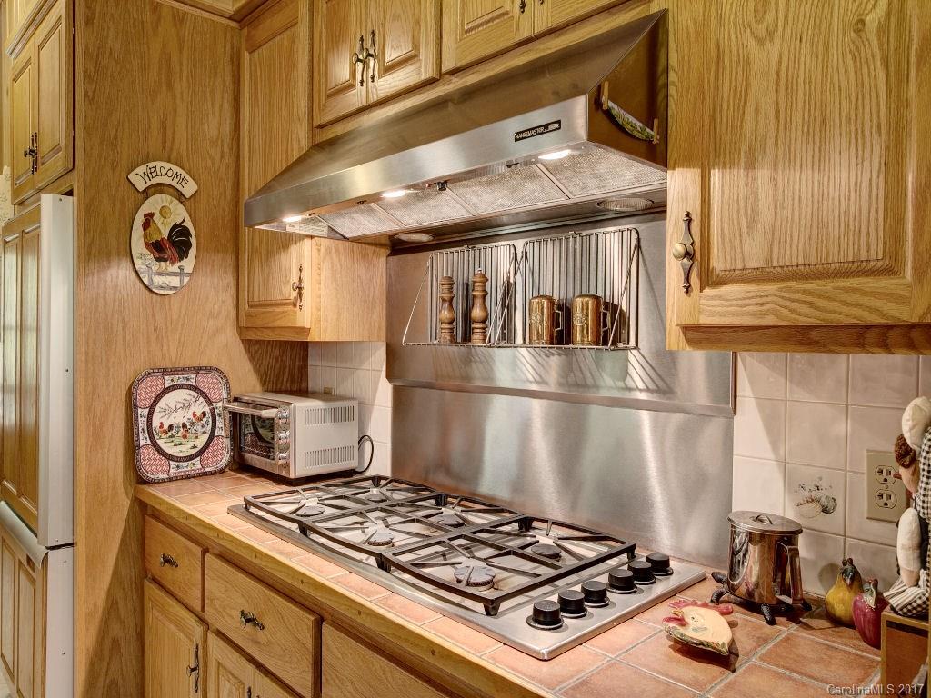 953 Oak Ridge Road Tuckasegee, NC 28783 - Photo 9 of 24 Gallery Image 9