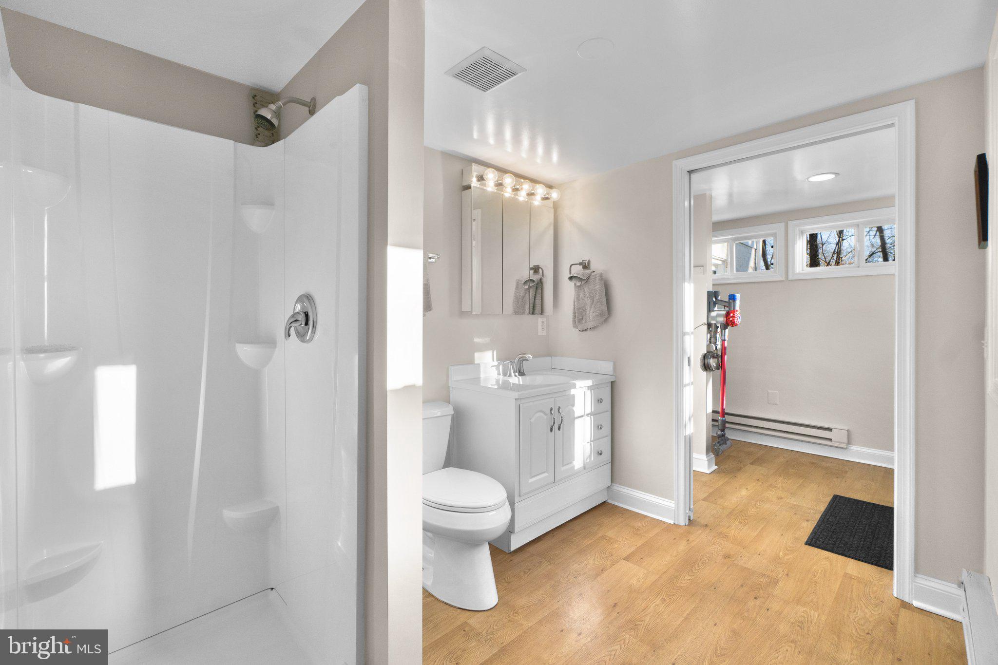 9804 Merwood Lane Silver Spring, MD 20901 - Photo 18 of 38 Gallery Image 18