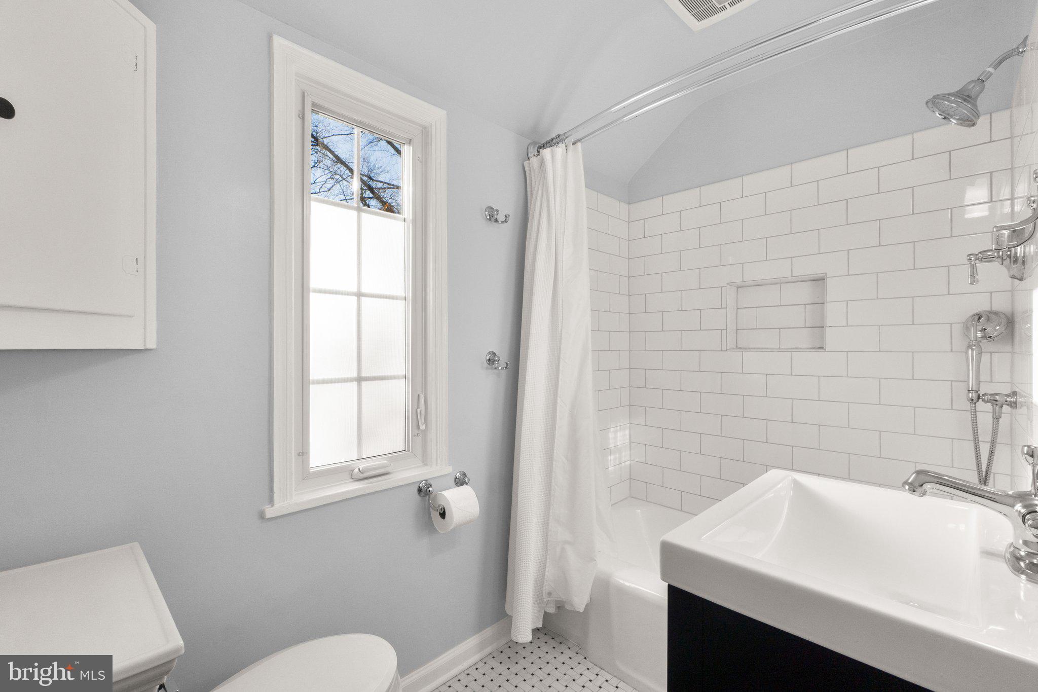 9804 Merwood Lane Silver Spring, MD 20901 - Photo 23 of 38 Gallery Image 23