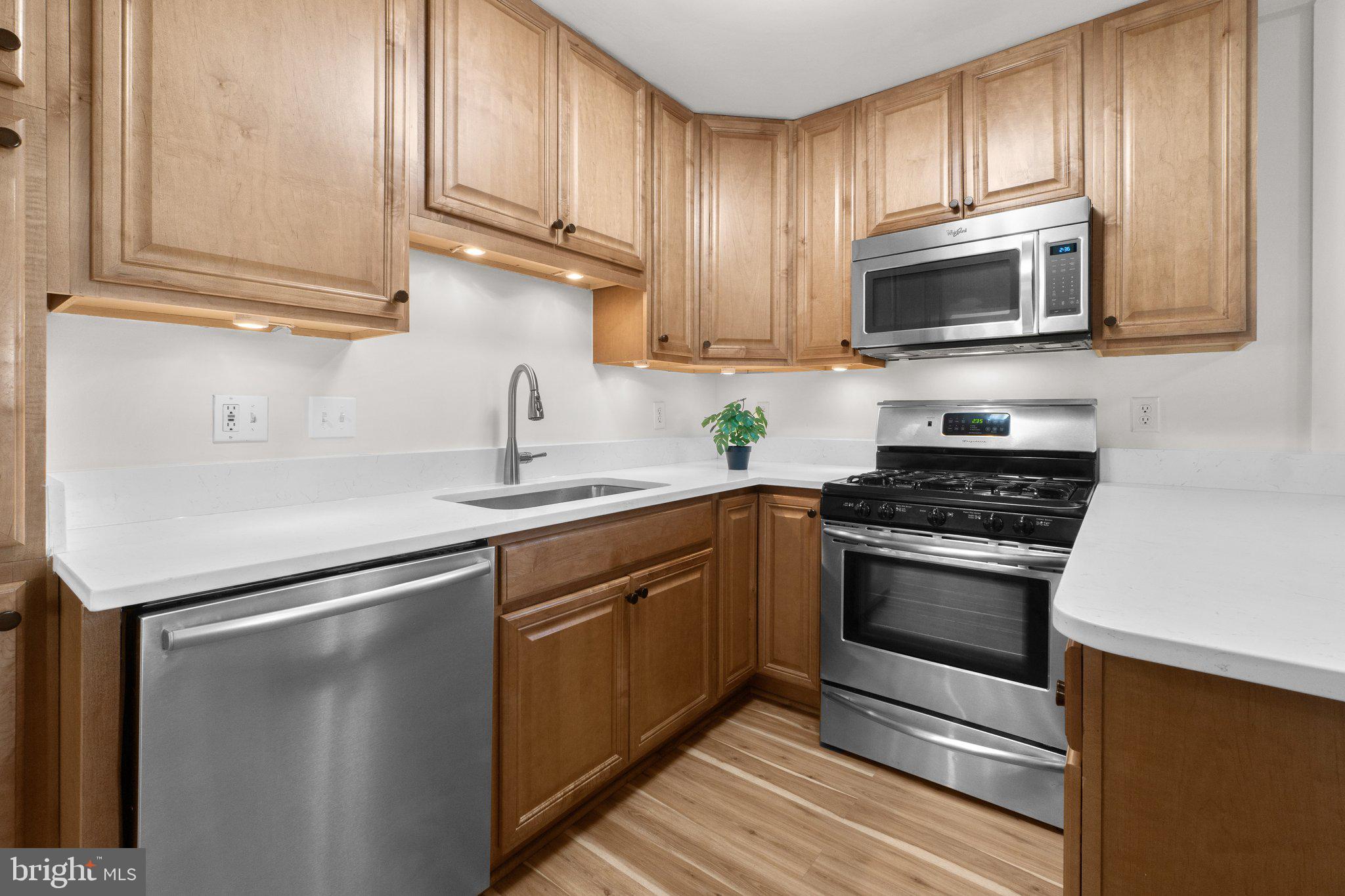 9804 Merwood Lane Silver Spring, MD 20901 - Photo 10 of 38 Gallery Image 10