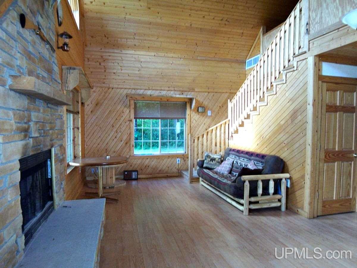 17835 North Holmes Junction Plat Road West Pembine, WI 54156 - Photo 8 of 29