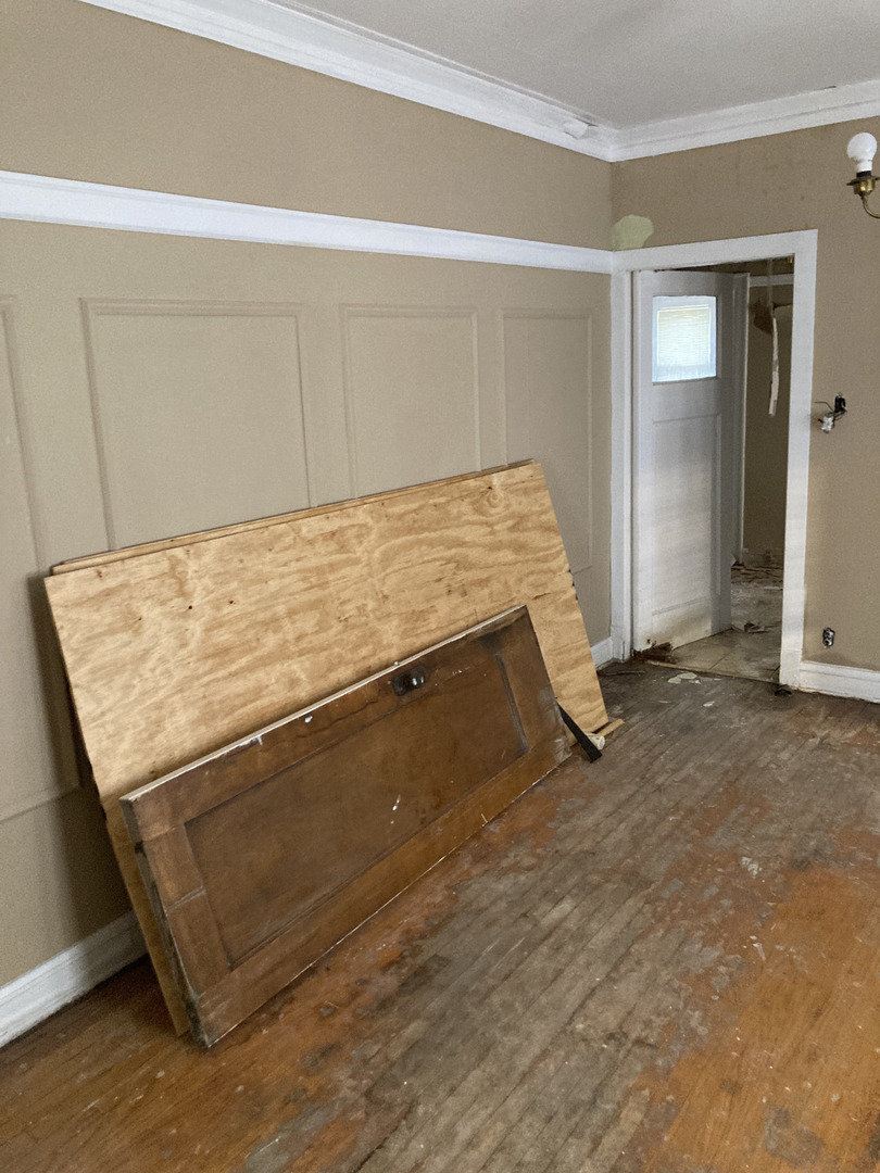 8115 South Rhodes Avenue Chicago, IL 60619 - Photo 12 of 35 Gallery Image 12