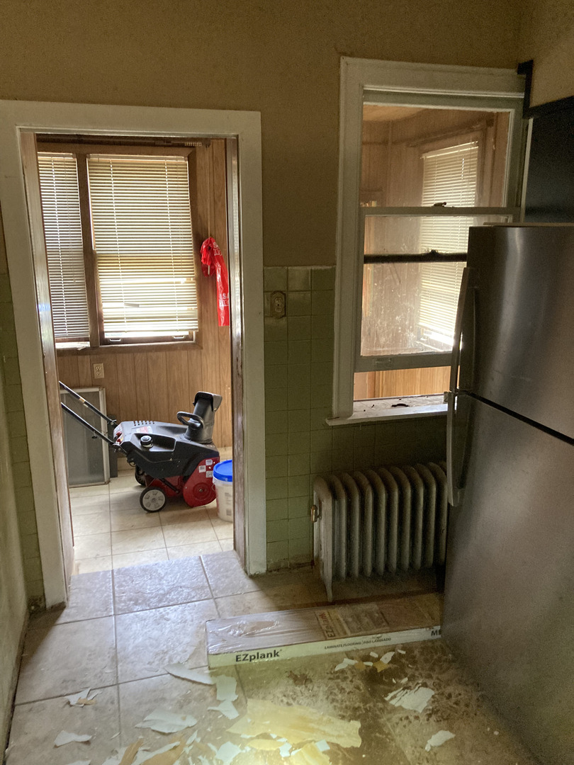 8115 South Rhodes Avenue Chicago, IL 60619 - Photo 32 of 35 Gallery Image 32