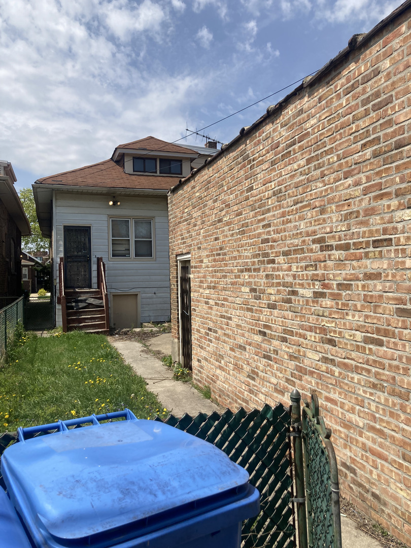 8115 South Rhodes Avenue Chicago, IL 60619 - Photo 33 of 35 Gallery Image 33