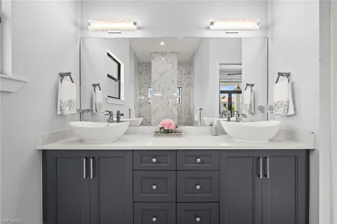 $4,175,000 | 388 Pine Avenue, Naples, FL 34108