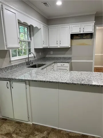 $2,700 | 4500 Woodlawn Lake Drive, Marietta, GA 30068