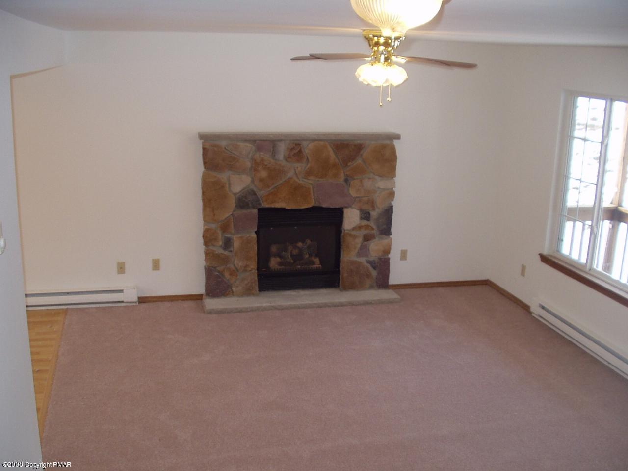 Living rm