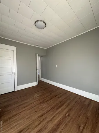 $2,200 | 9 Elizabeth Street, Unit 2, Port Jervis, NY 12771