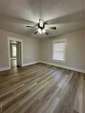 $2,200 | 9 Elizabeth Street, Unit 2, Port Jervis, NY 12771