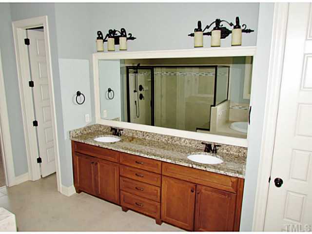4717 Adler Pass Raleigh, NC 27612 - Photo 14 of 25 Gallery Image 14