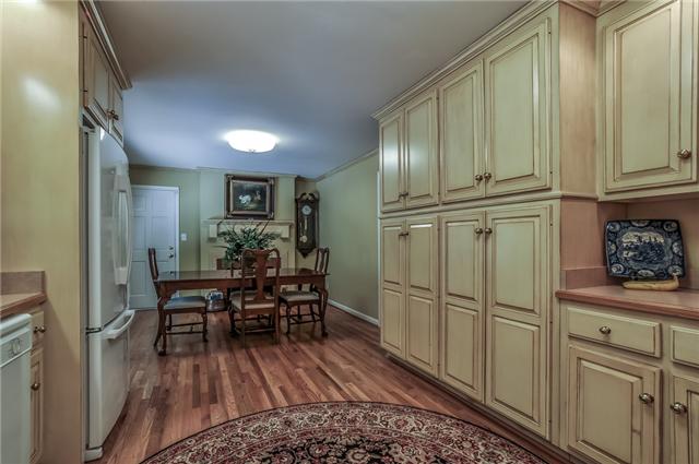5734 Knob Road Nashville, TN 37209 - Photo 4 of 20 Another picture of this kitchen, you really need to see this house!