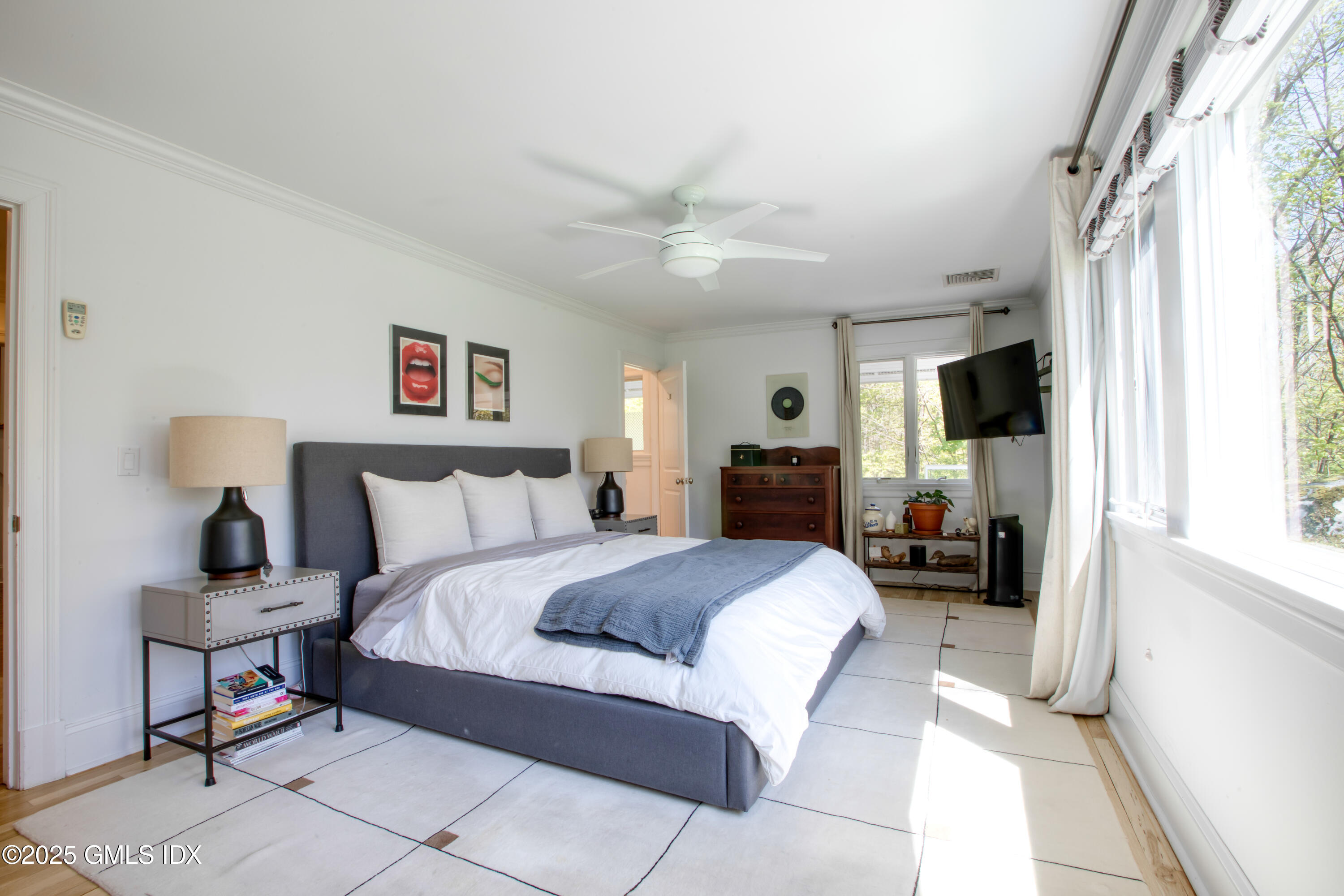 35 Dartmouth Road Cos Cob, CT 06807 - Photo 11 of 27 11