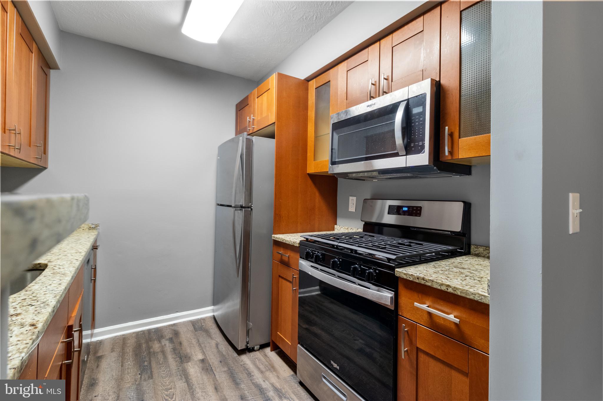 8931 Town Center Circle, Unit 101 Upper Marlboro, MD 20774 - Photo 11 of 20 New appliances