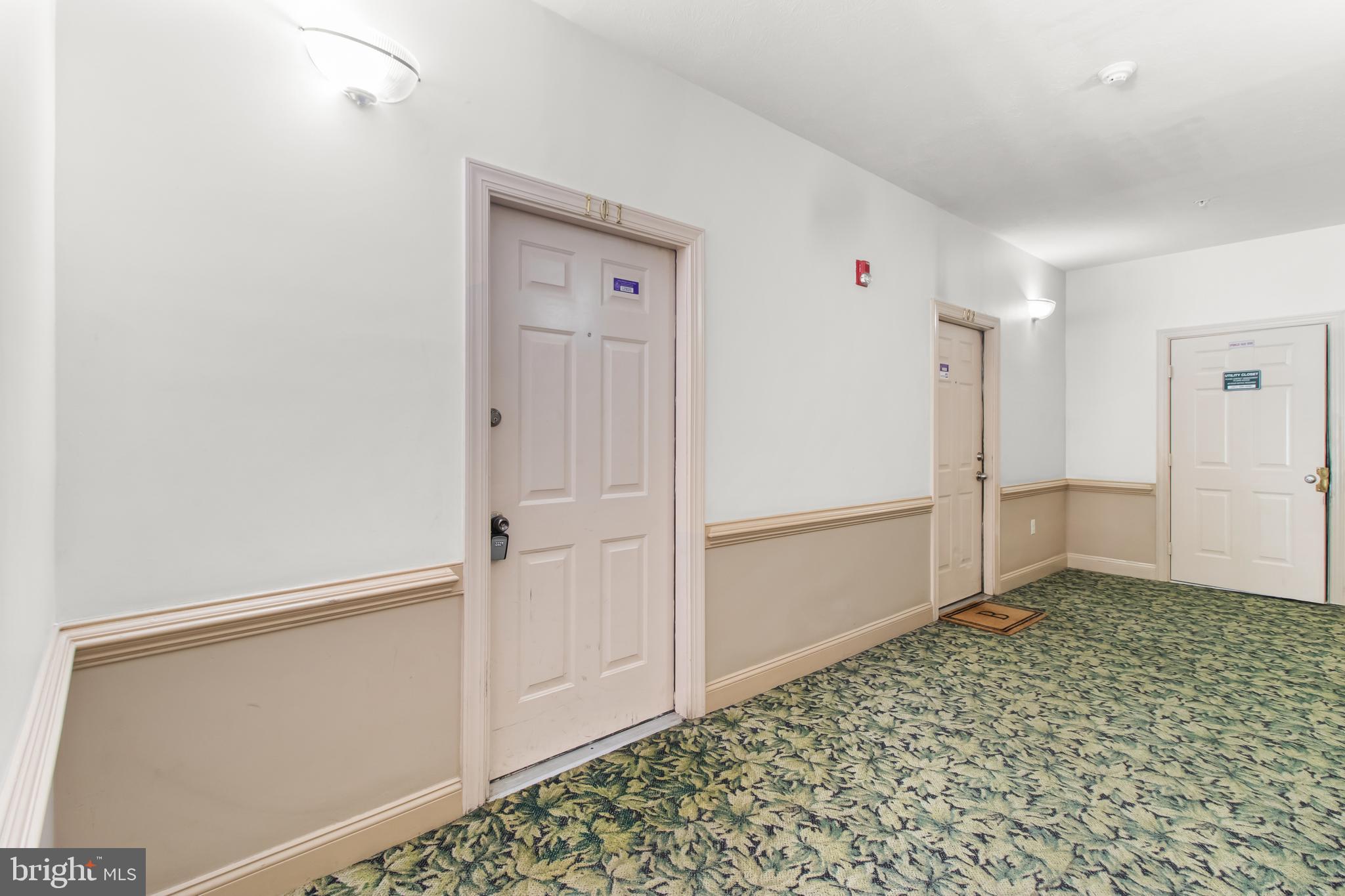 8931 Town Center Circle, Unit 101 Upper Marlboro, MD 20774 - Photo 2 of 20