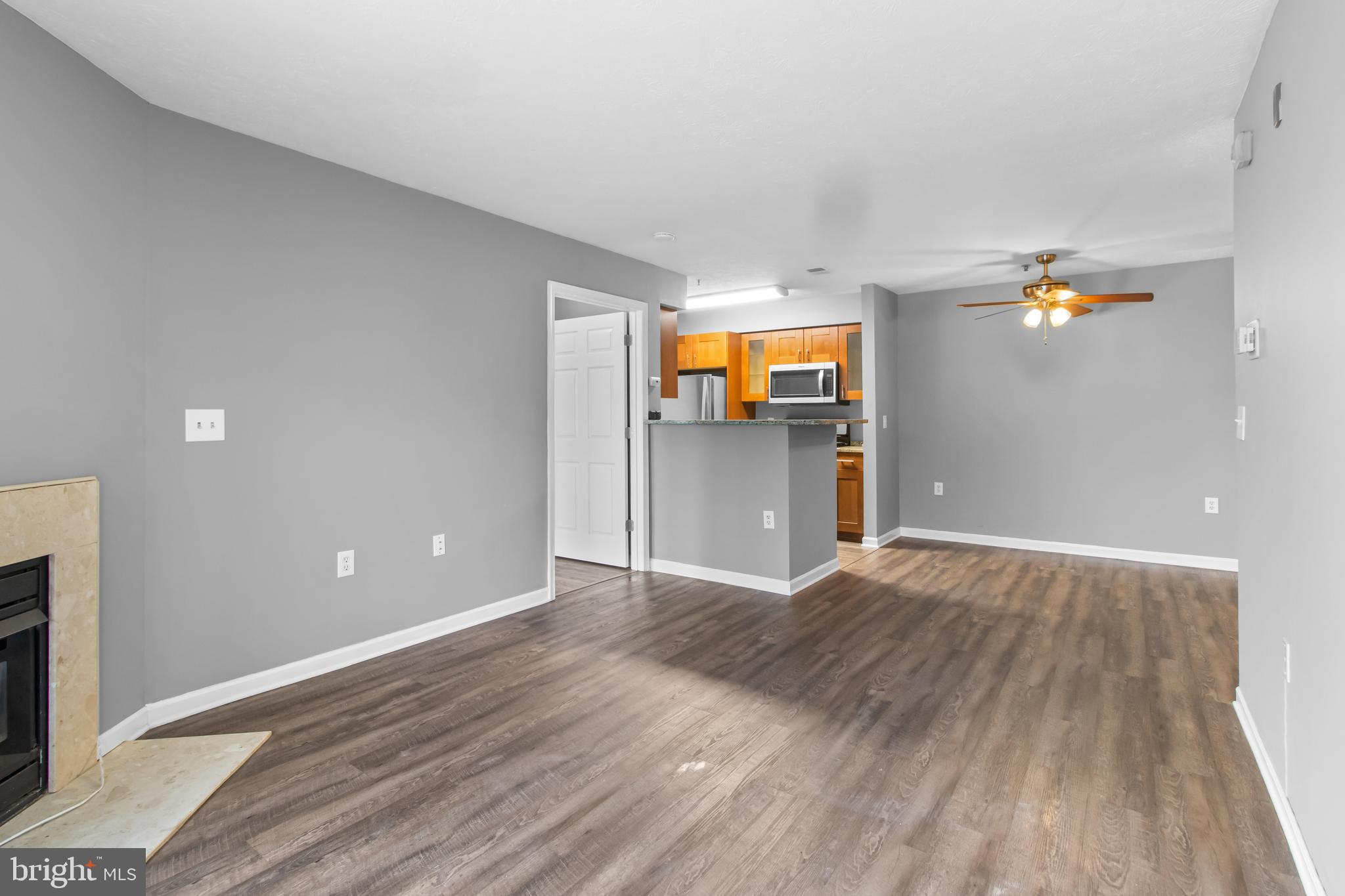 8931 Town Center Circle, Unit 101 Upper Marlboro, MD 20774 - Photo 10 of 20 Large living area