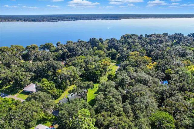 $25,000 | 401 County Rd Lake, Lake Panasoffkee, FL 33538