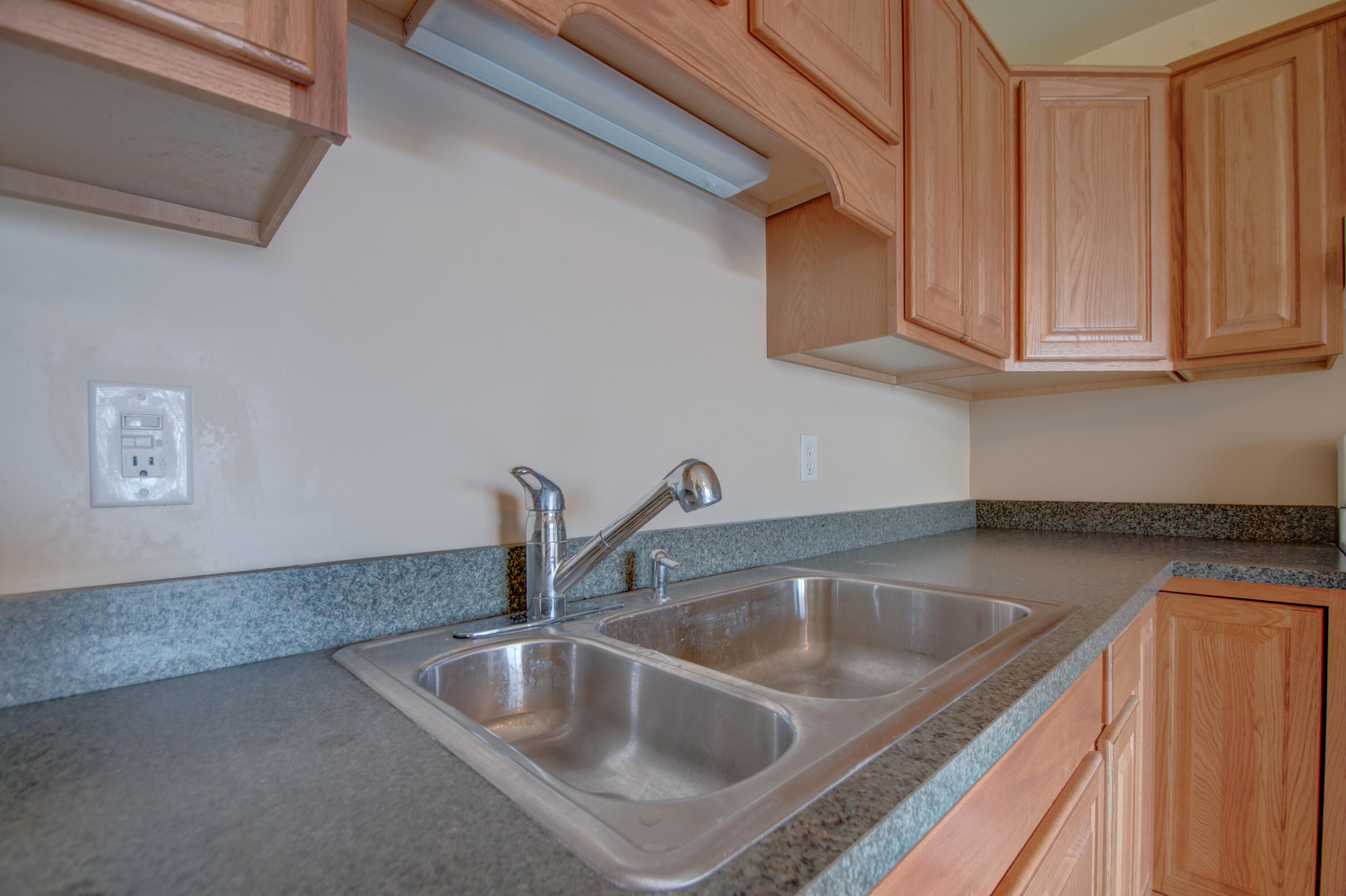 538 Robyn Road Valparaiso, IN 46385 - Photo 12 of 41 3000x1998
