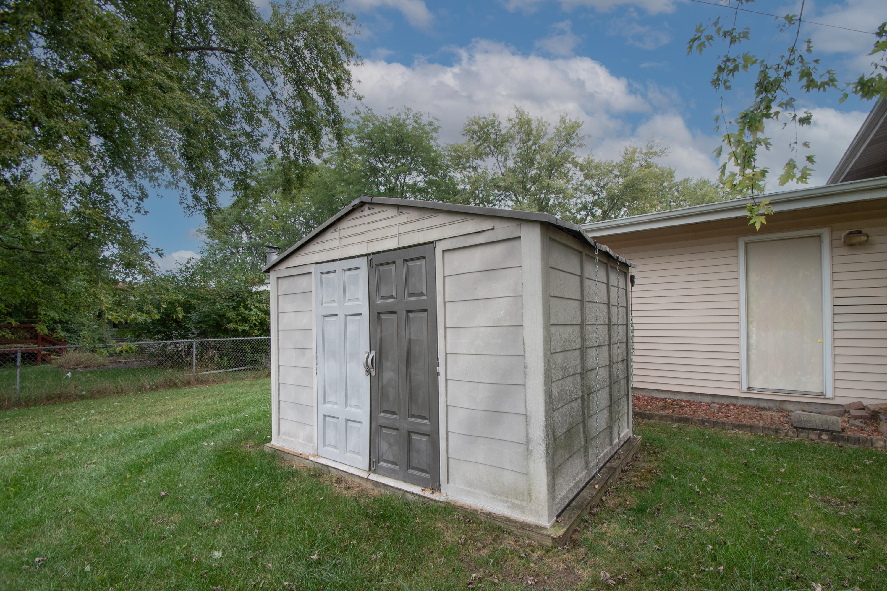 538 Robyn Road Valparaiso, IN 46385 - Photo 31 of 41 3000x2000