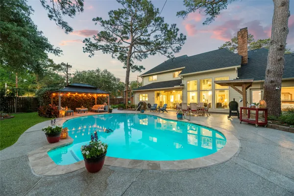 $569,000 | 2933 East Elm Circle, Katy, TX 77493