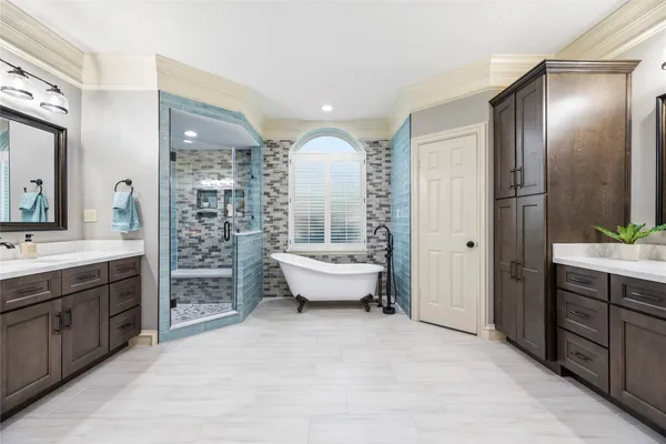 $569,000 | 2933 East Elm Circle, Katy, TX 77493