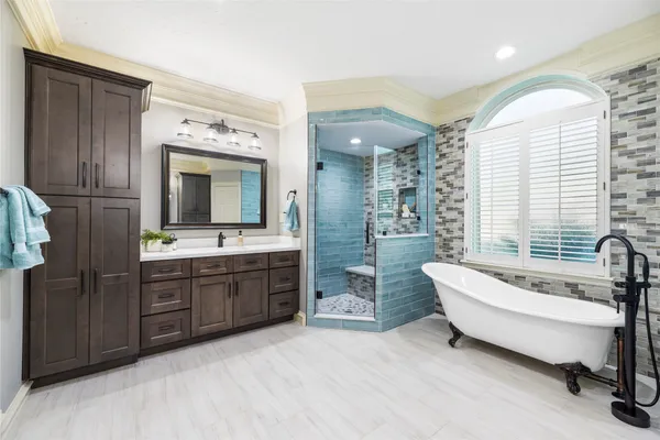 $569,000 | 2933 East Elm Circle, Katy, TX 77493