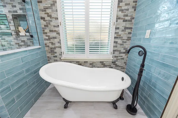 $569,000 | 2933 East Elm Circle, Katy, TX 77493