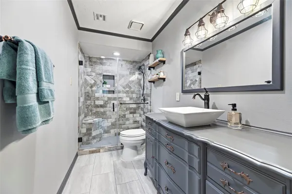 $569,000 | 2933 East Elm Circle, Katy, TX 77493