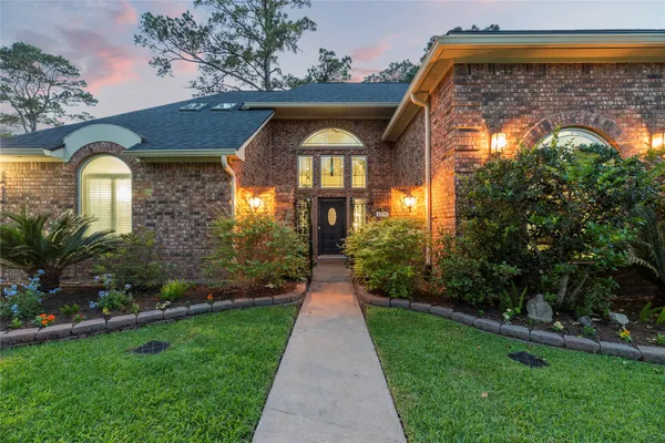 $569,000 | 2933 East Elm Circle, Katy, TX 77493