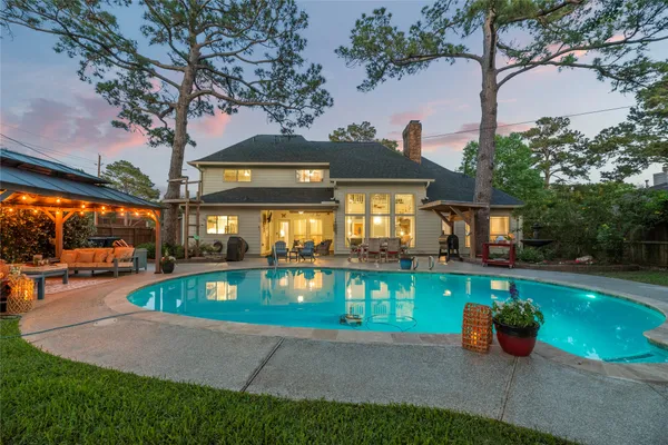 $569,000 | 2933 East Elm Circle, Katy, TX 77493