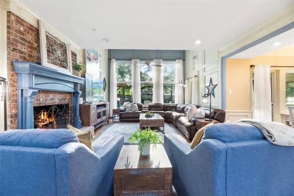 $569,000 | 2933 East Elm Circle, Katy, TX 77493