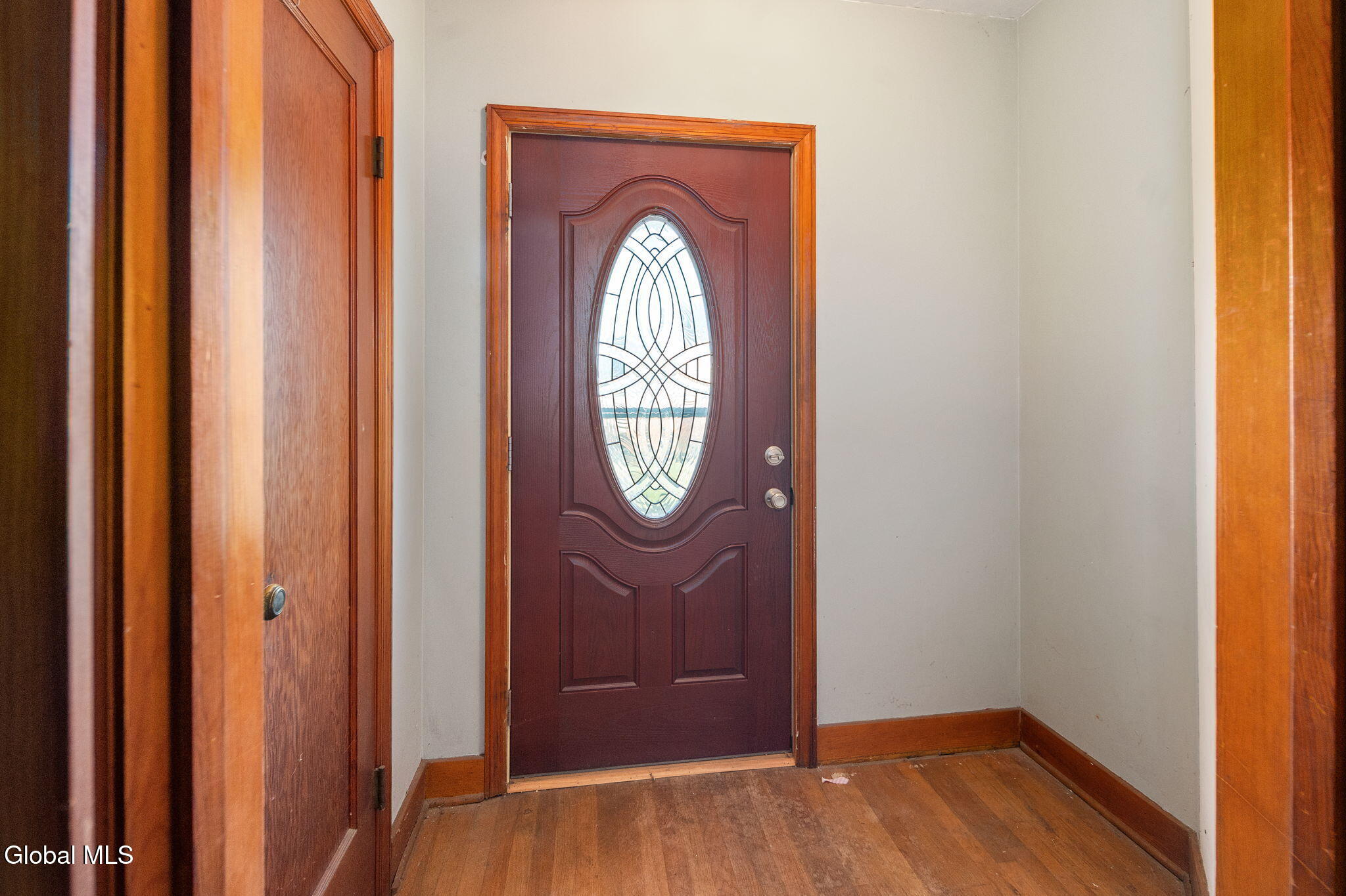 32 Mt Stuart Road Rotterdam, NY 12304 - Photo 3 of 40 4-32MtStuartRd_04