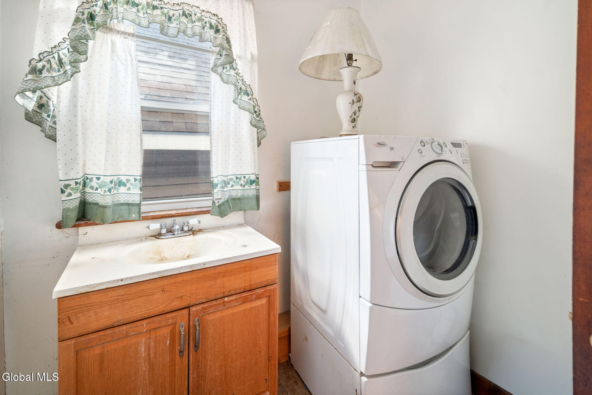 32 Mt Stuart Road Rotterdam, NY 12304 - Photo 8 of 40 9-32MtStuartRd_09