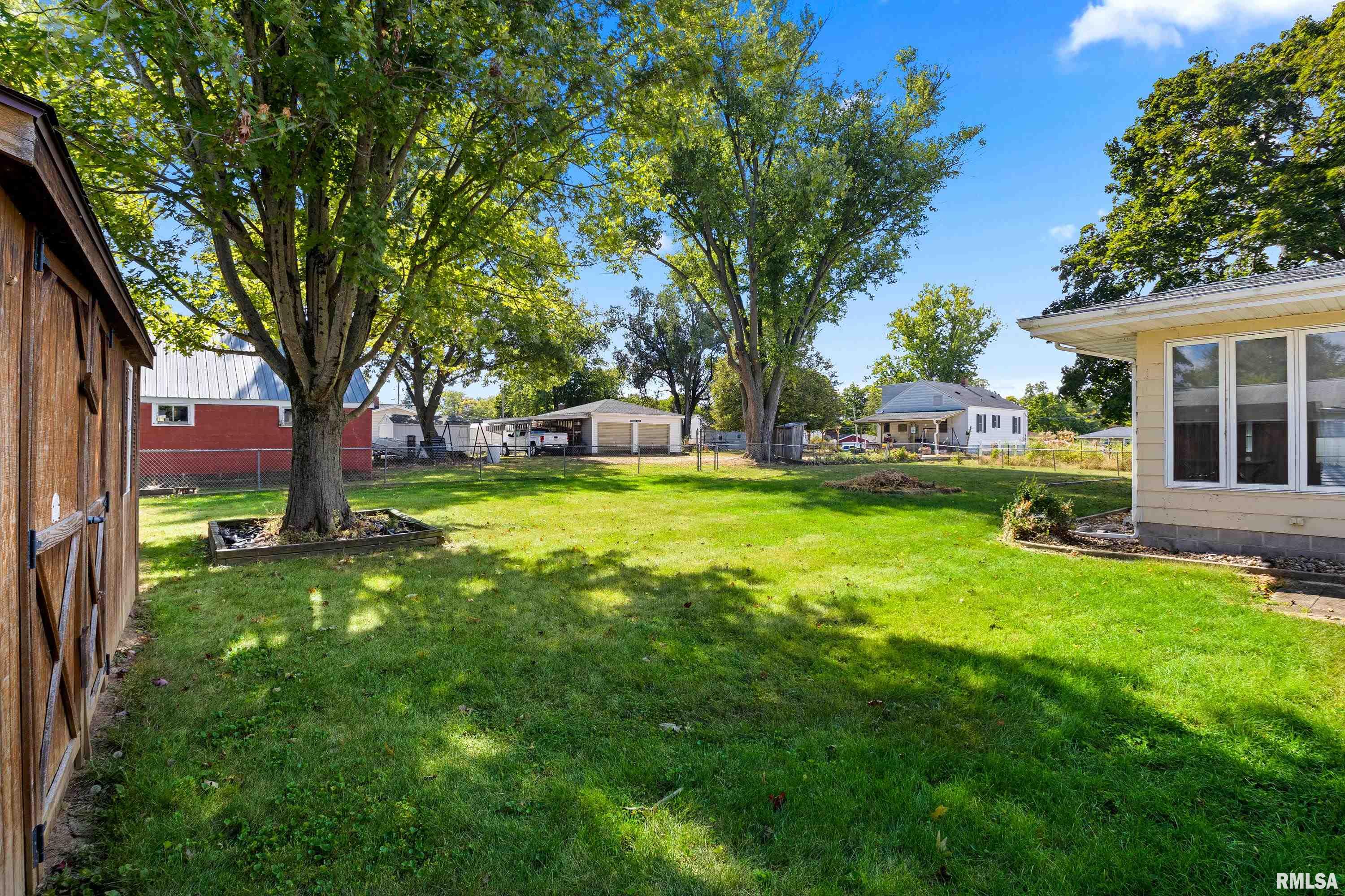 106 Field Grove Road East Peoria, IL 61611 - Photo 14 of 18 Gallery Image 14