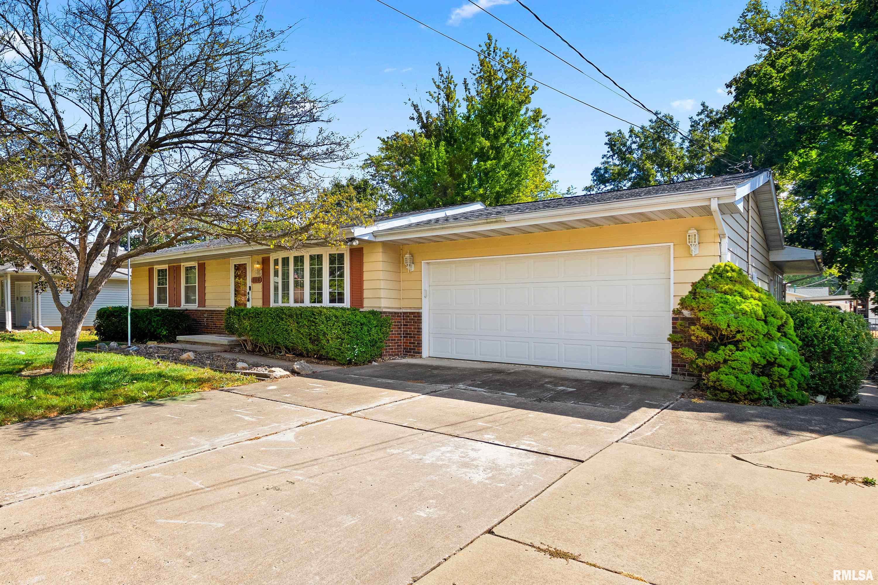 106 Field Grove Road East Peoria, IL 61611 - Photo 2 of 18 Gallery Image 2