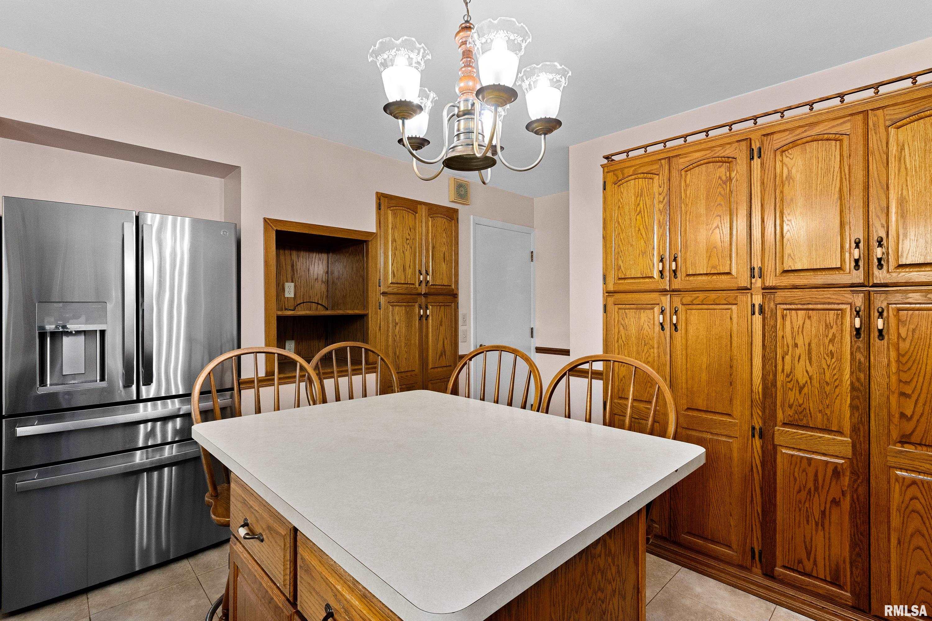 106 Field Grove Road East Peoria, IL 61611 - Photo 7 of 18 Gallery Image 7