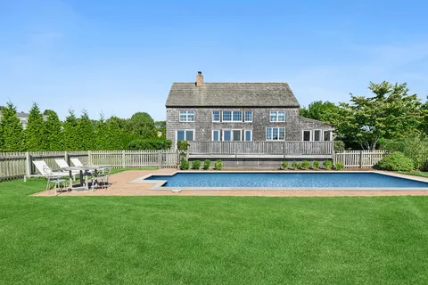 178 Sayres Road, Wainscott, NY 11975