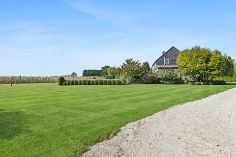 178 Sayres Road, Wainscott, NY 11975