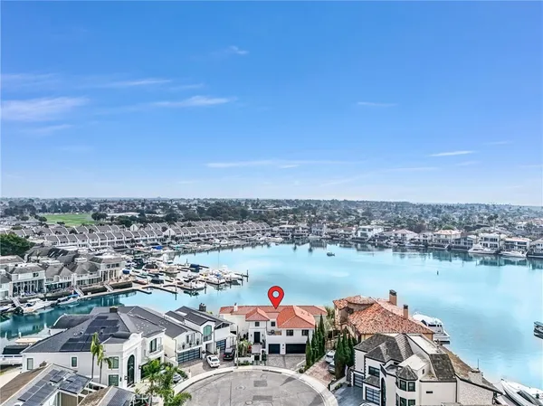 $5,888,800 | 16412 Ardsley Circle, Huntington Beach, CA 92649