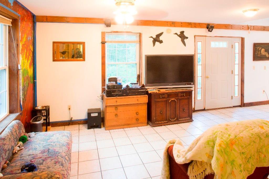 117 Hope Road Palmyra, ME 04965 - Photo 11 of 31 Living room