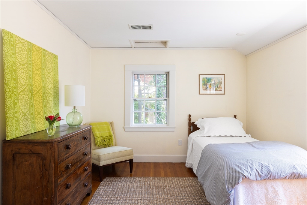 401 Heath Street Brookline, MA 02467 - Photo 19 of 27