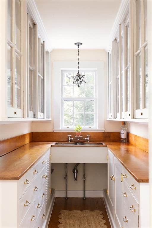 401 Heath Street Brookline, MA 02467 - Photo 9 of 27