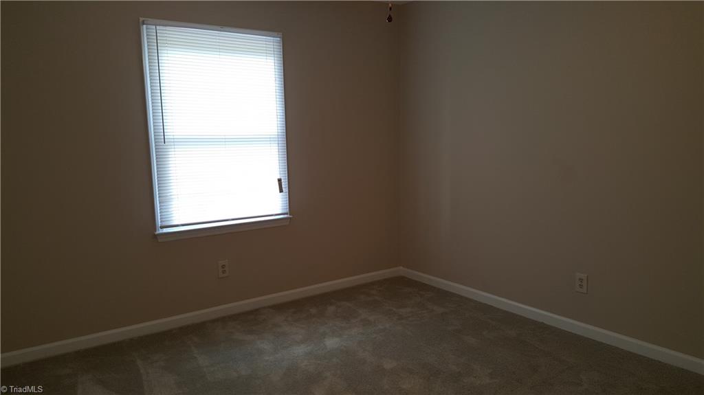 3712 Country Ridge Road Greensboro, NC 27405 - Photo 14 of 21 Gallery Image 14