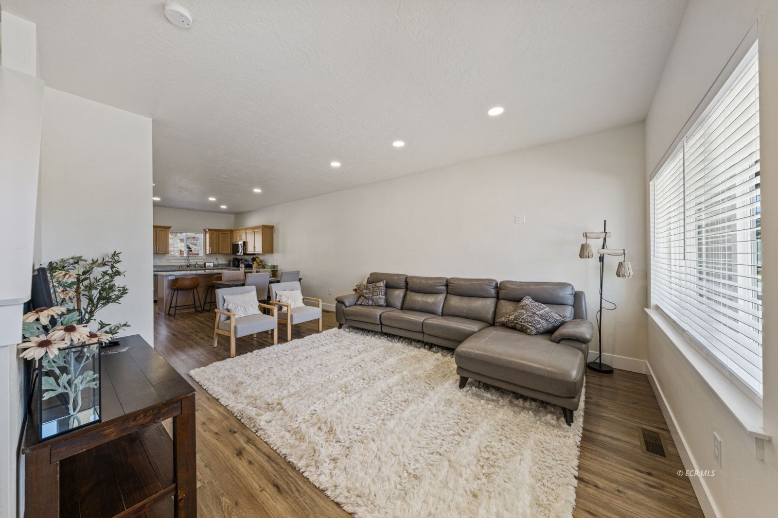 5263 Halter Way, Unit 15 Winnemucca, NV 89445 - Photo 5 of 50