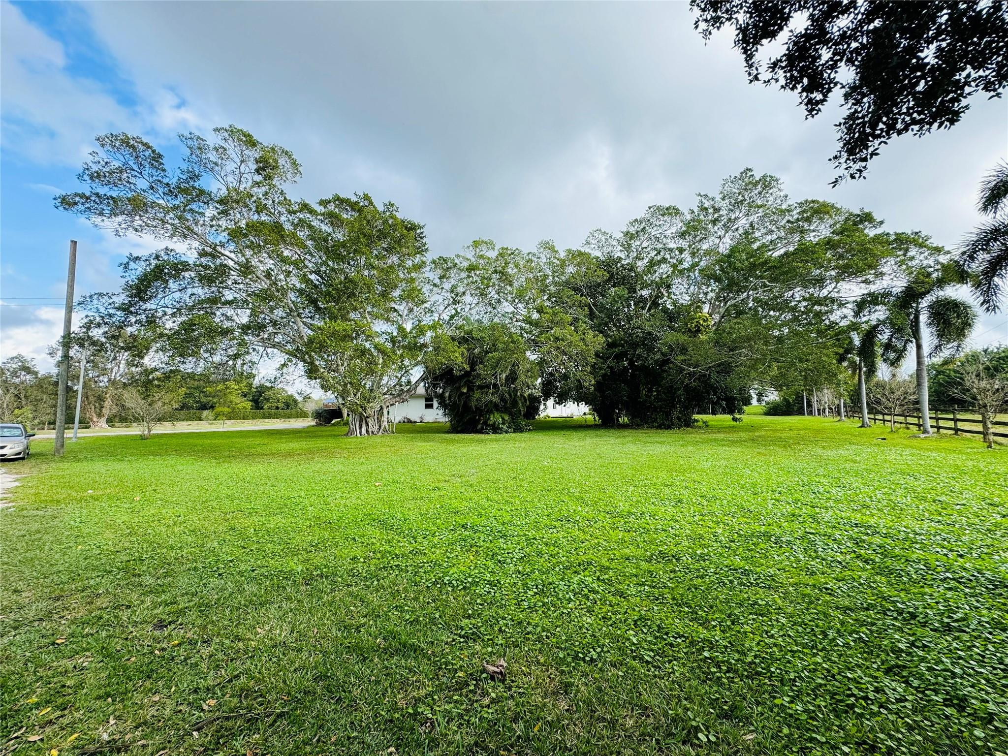 13320 Luray Road Southwest Ranches, FL 33330 - Photo 10 of 15 Photo 10