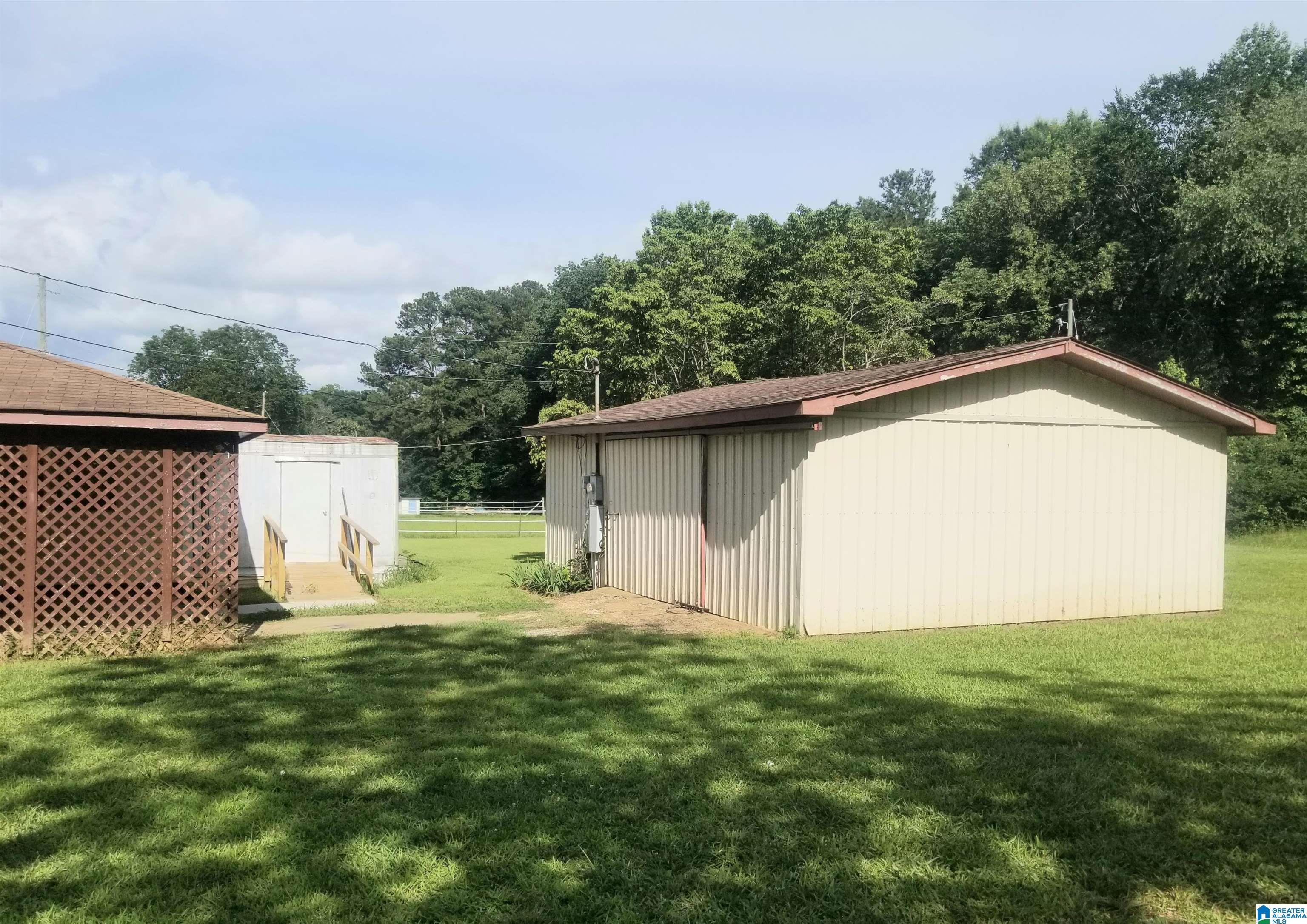 229 Judd Lane Sylacauga, AL 35151 - Photo 4 of 8