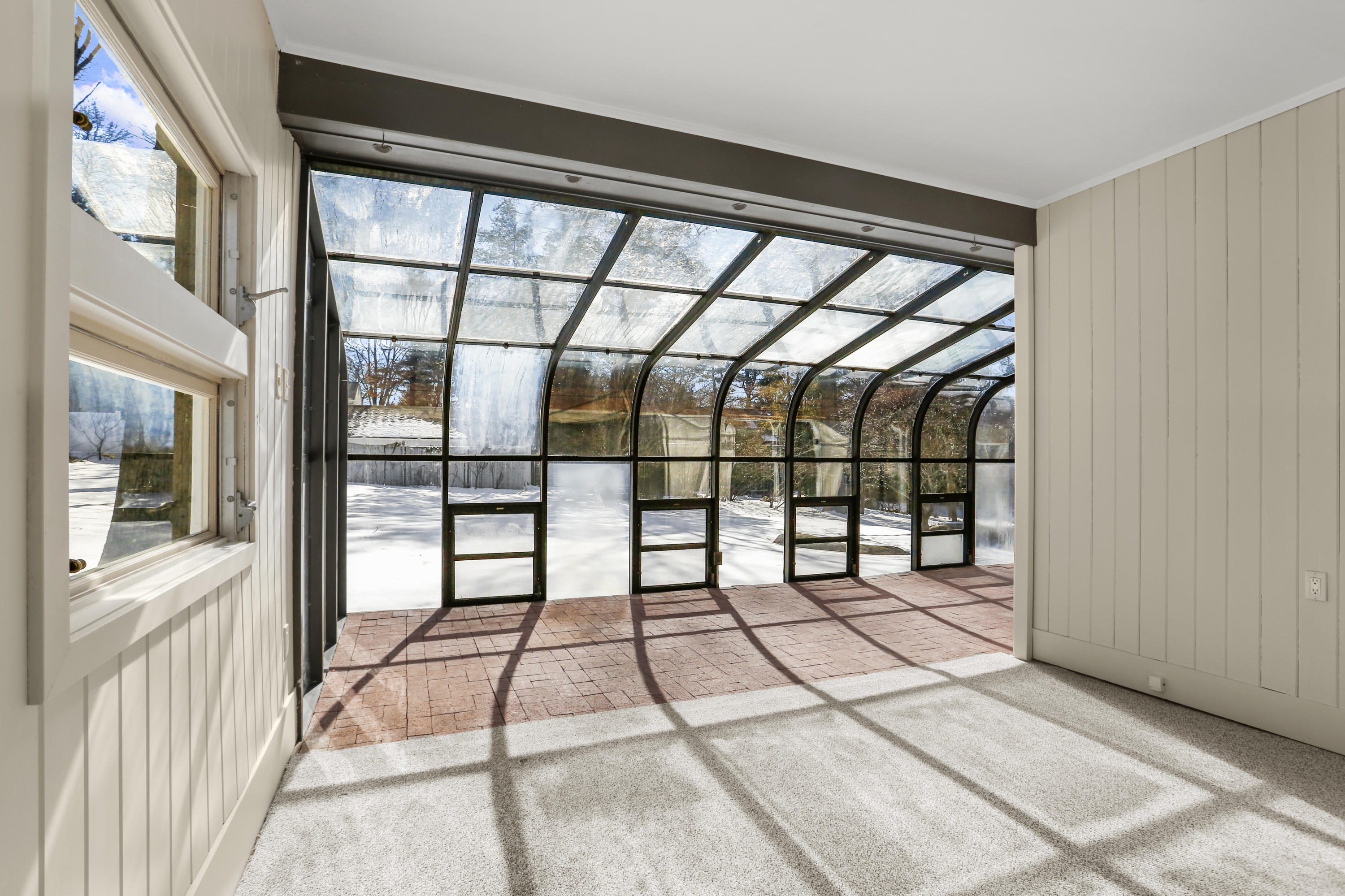 22 Miller Road Darien, CT 06820 - Photo 15 of 33 Mudroom to sunroom