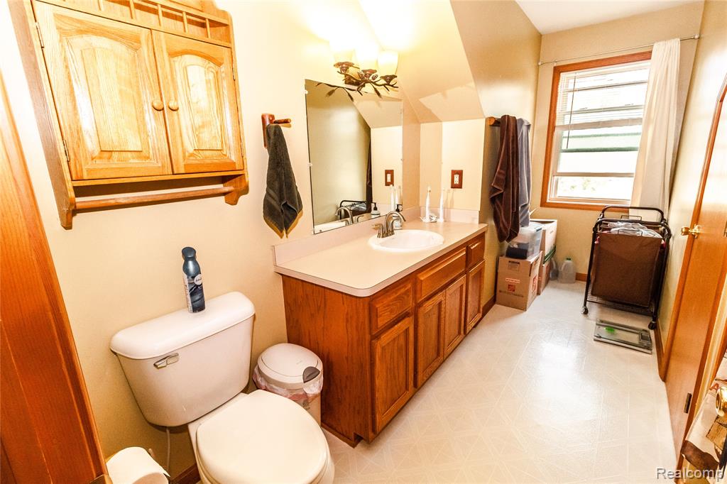 2672 North Lapeer Road Lapeer, MI 48446 - Photo 23 of 46
