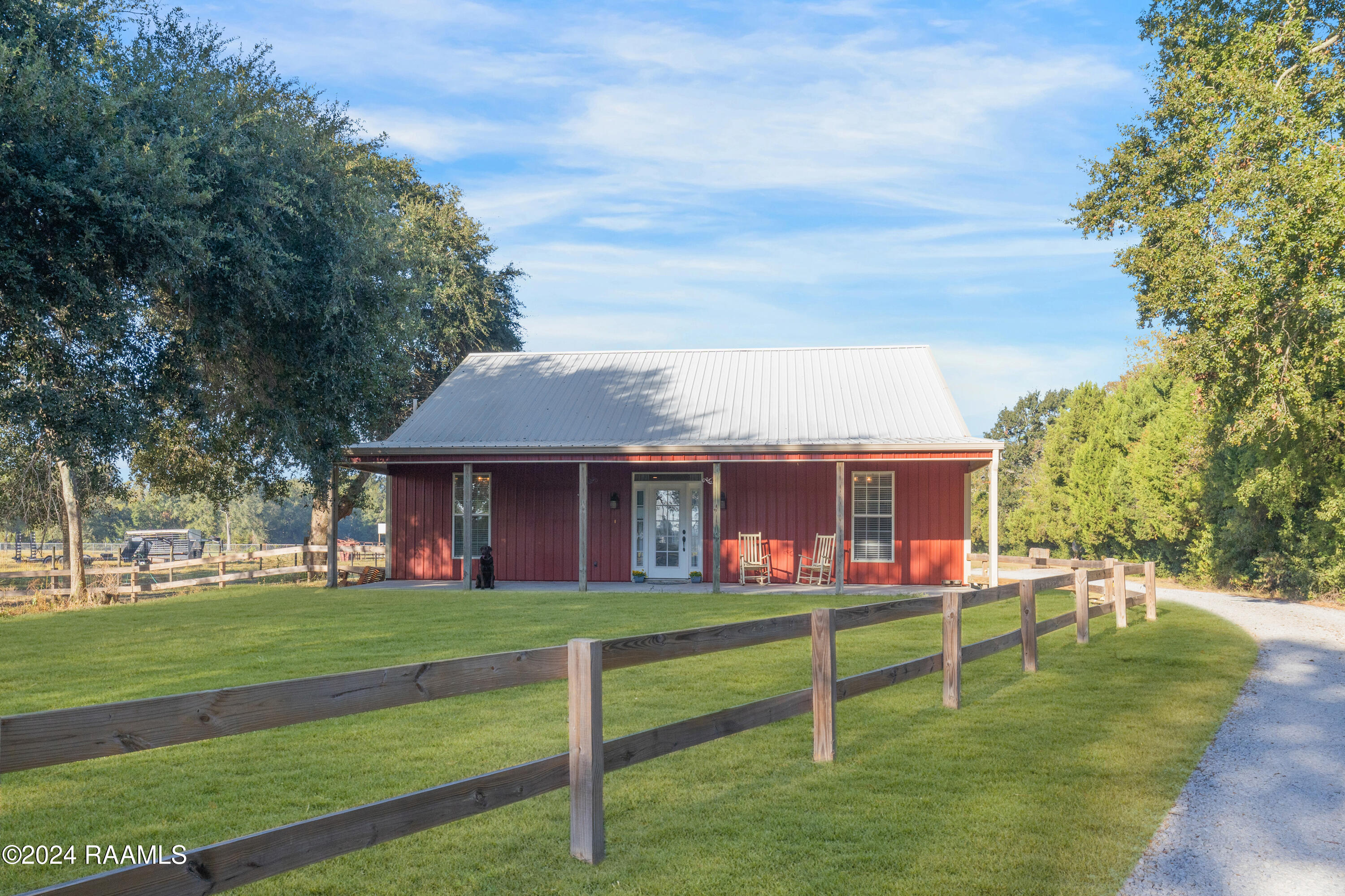 2300 S Fieldspan-close up front