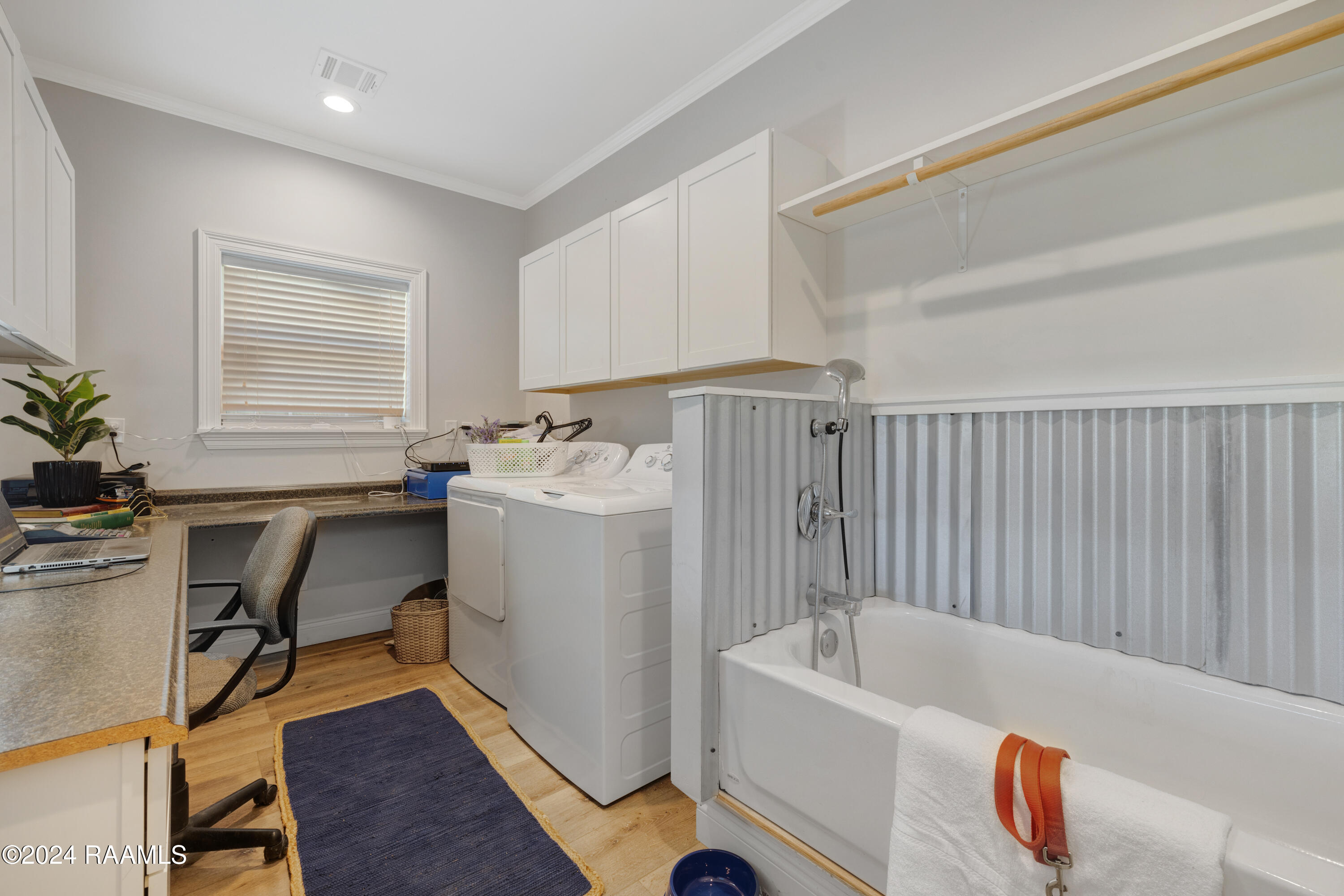 2300 South Fieldspan Road Duson, LA 70529 - Photo 16 of 42 2300 S Fieldspan-laundry room
