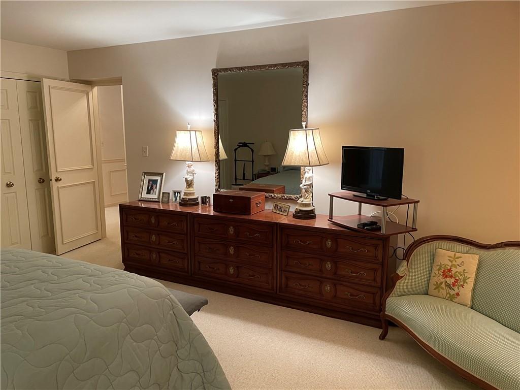 302 Fox Chapel Road, Unit 304 Pittsburgh, PA 15238 - Photo 11 of 16 Gallery Image 11